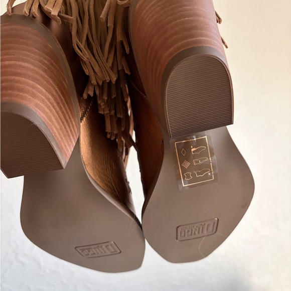 Dingo Brown Fringe Western Boots - Picture 2 of 8